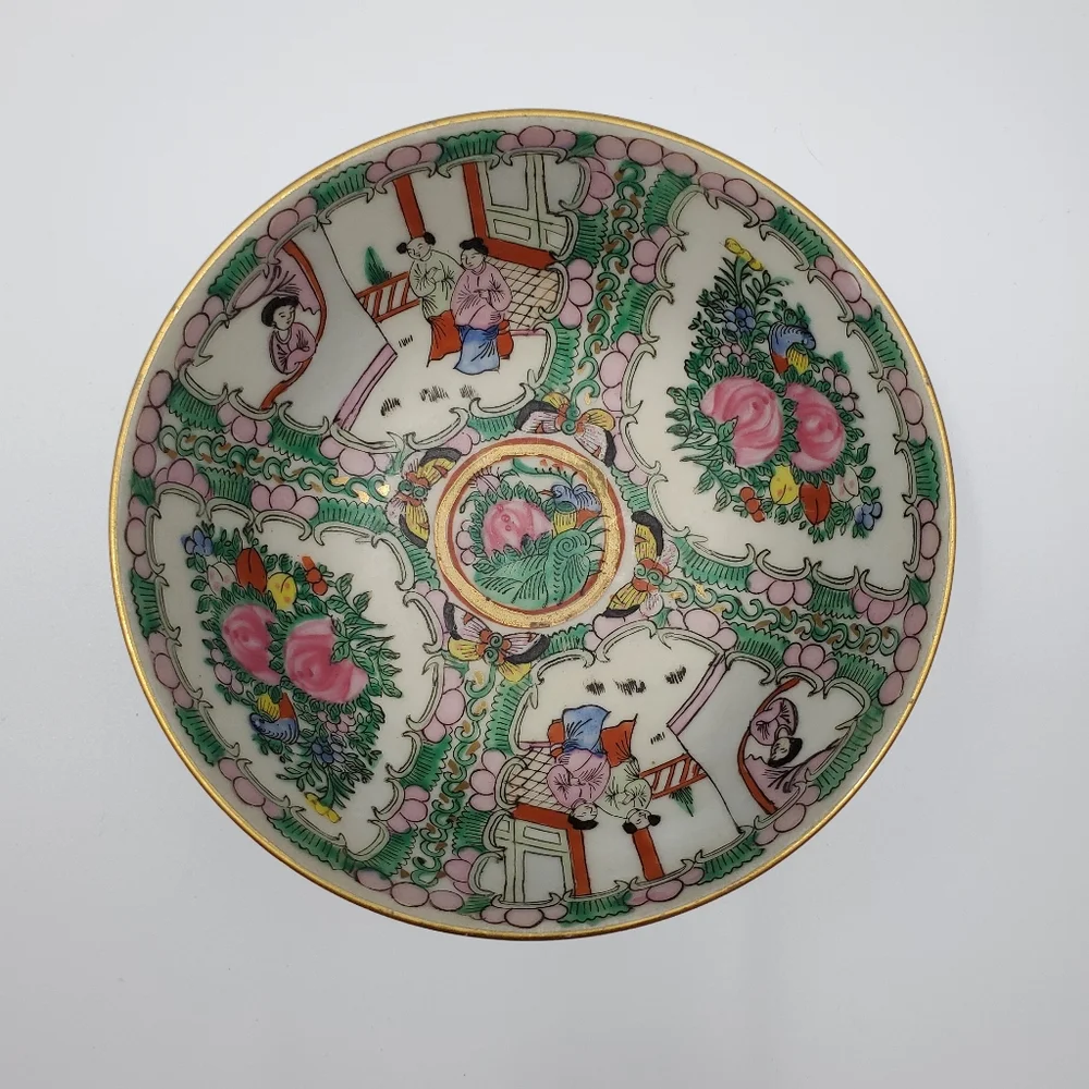 Vintage Asian Japanese Painted Porcelain Bowl Gold Trim Decor Display - Picture 2 of 5